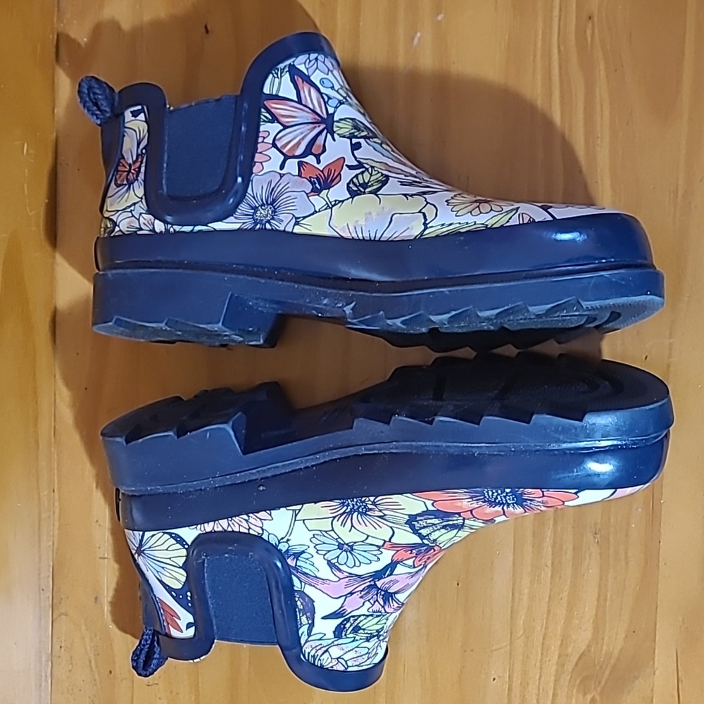 SakRoots Waterproof Floral Rain Booties 💐🌻🌷🌼🌹🌸 - Picture 3 of 10